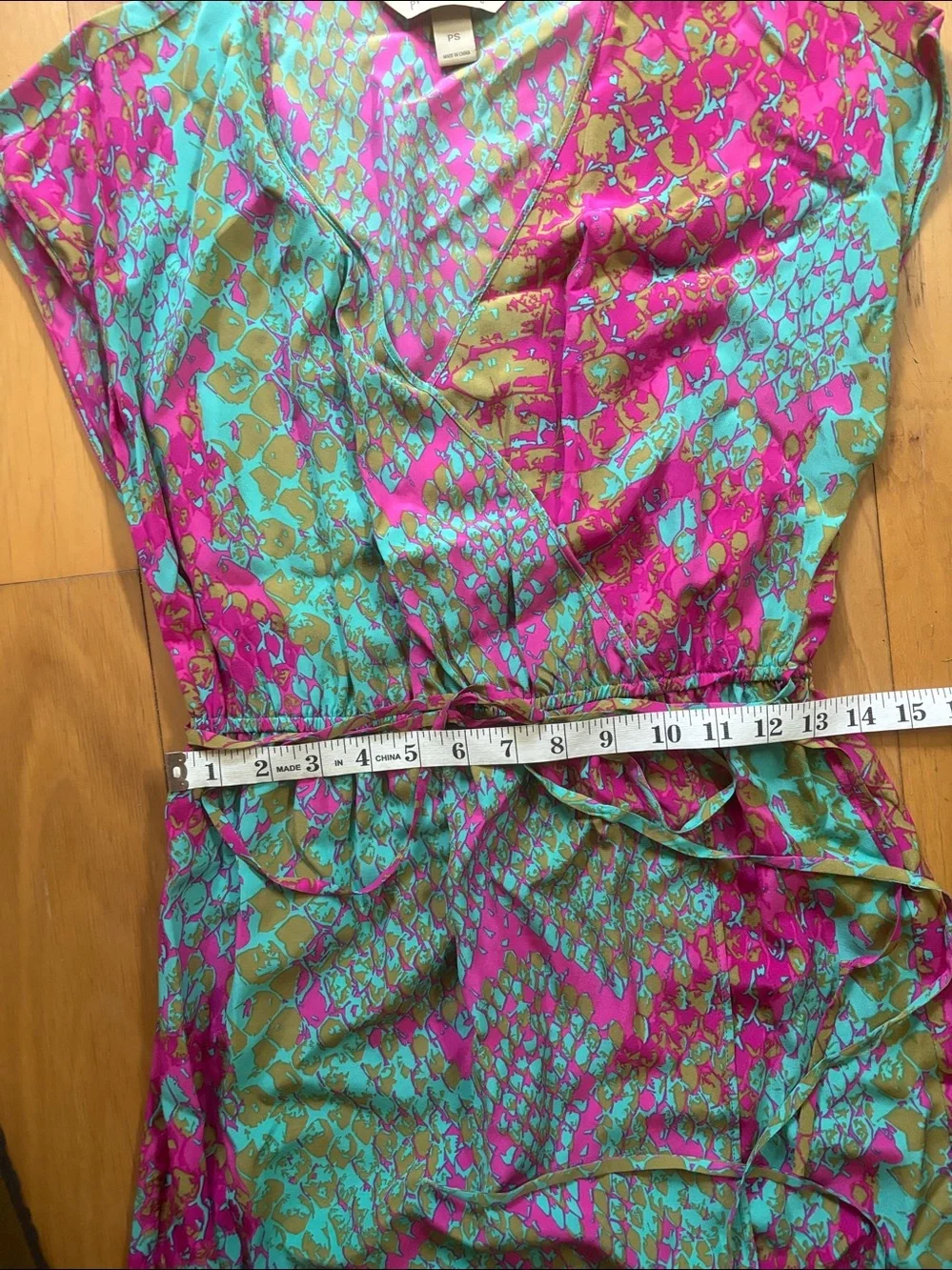 Presley Skye pink and aqua snakeskin print silk wrap dress size petite small.